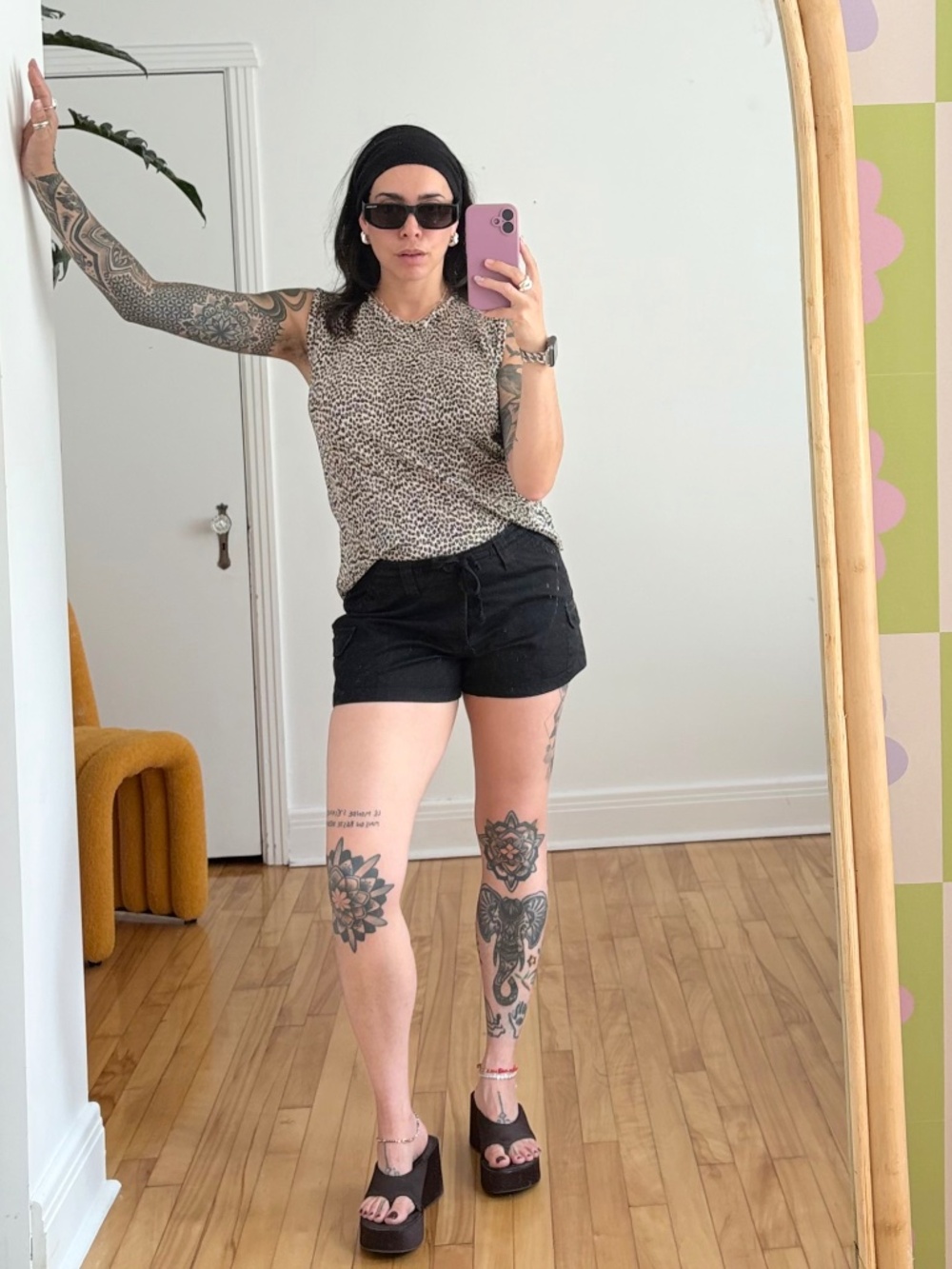 Y2K cargo mini shorts